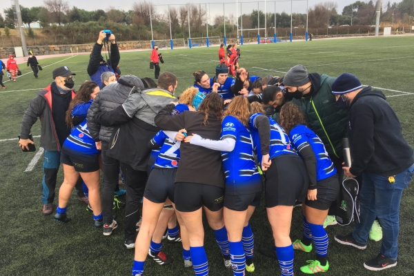 El primer equip femení del Club de Rugby Sant Cugat suma els partits per victòries en imposar-se al camp del Getxo