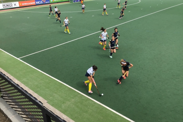 El primer equip femení d'hoquei sobre herba del Junior FC és subcampió de la Lliga Iberdrola i jugarà l'europeu B, que demanarà organitzar-lo