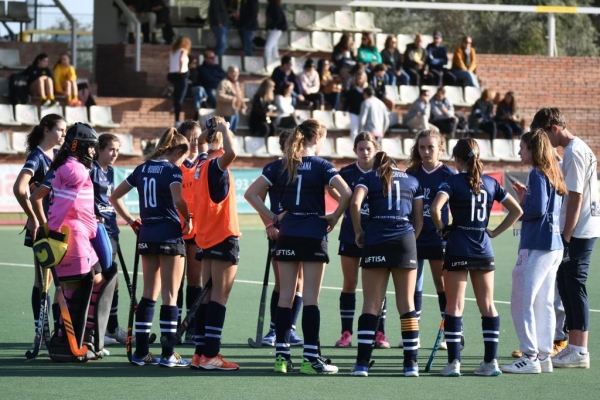 Els equips masculí i femení d'hoquei sobre herba del Junior FC afronten, al Junior FC, el Campionat d'Espanya