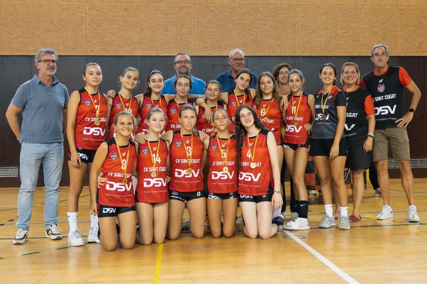 El DSV CV Sant Cugat s'imposa en tres de les sis categories del 17è Torneig Internacional de Voleibol Base Femení Miquel Martínez